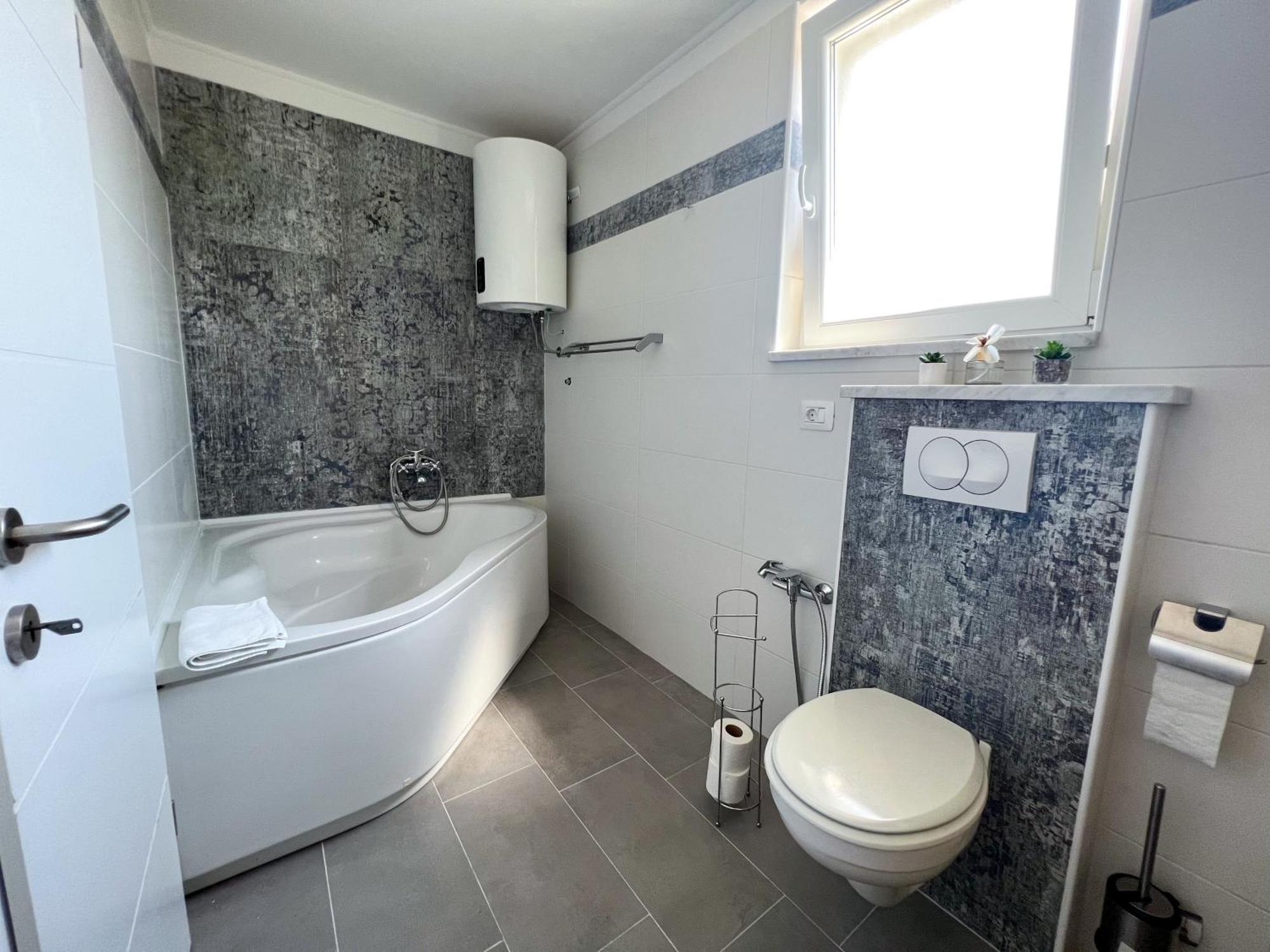 Korana Apartman Pula