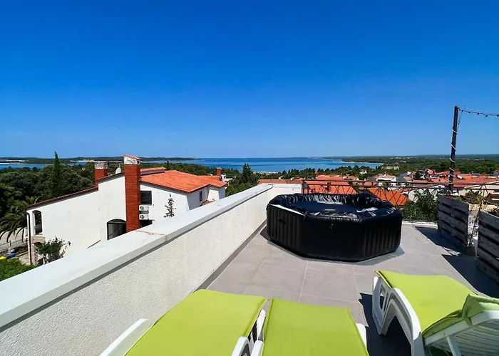 Apartments Korana